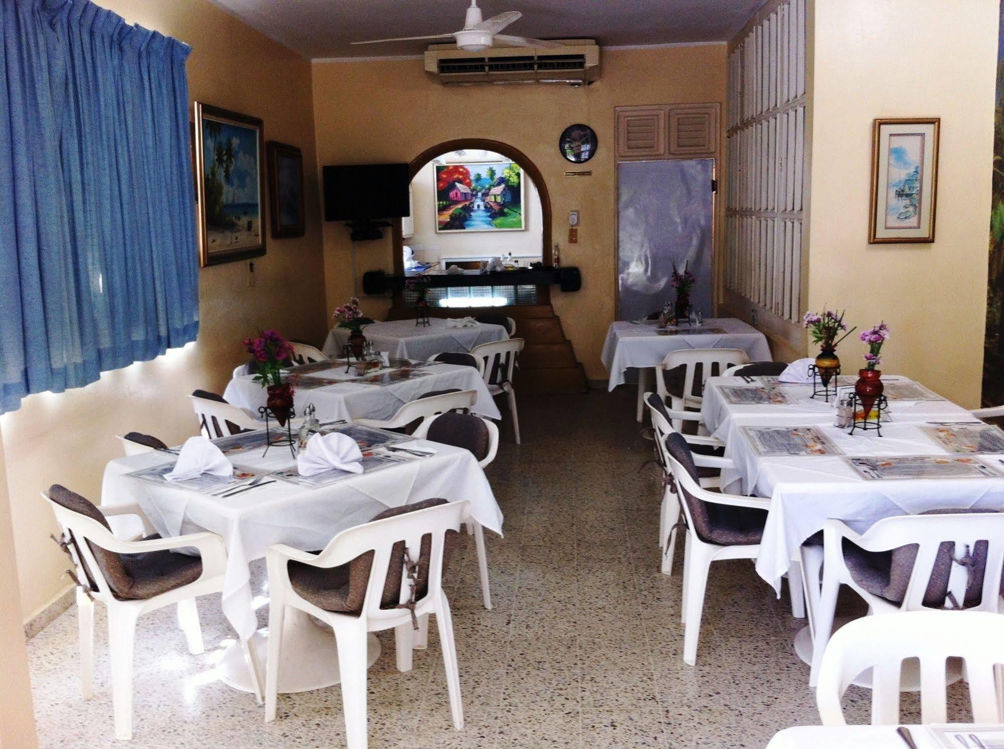 Hotel Caribe Barahona Eksteriør billede