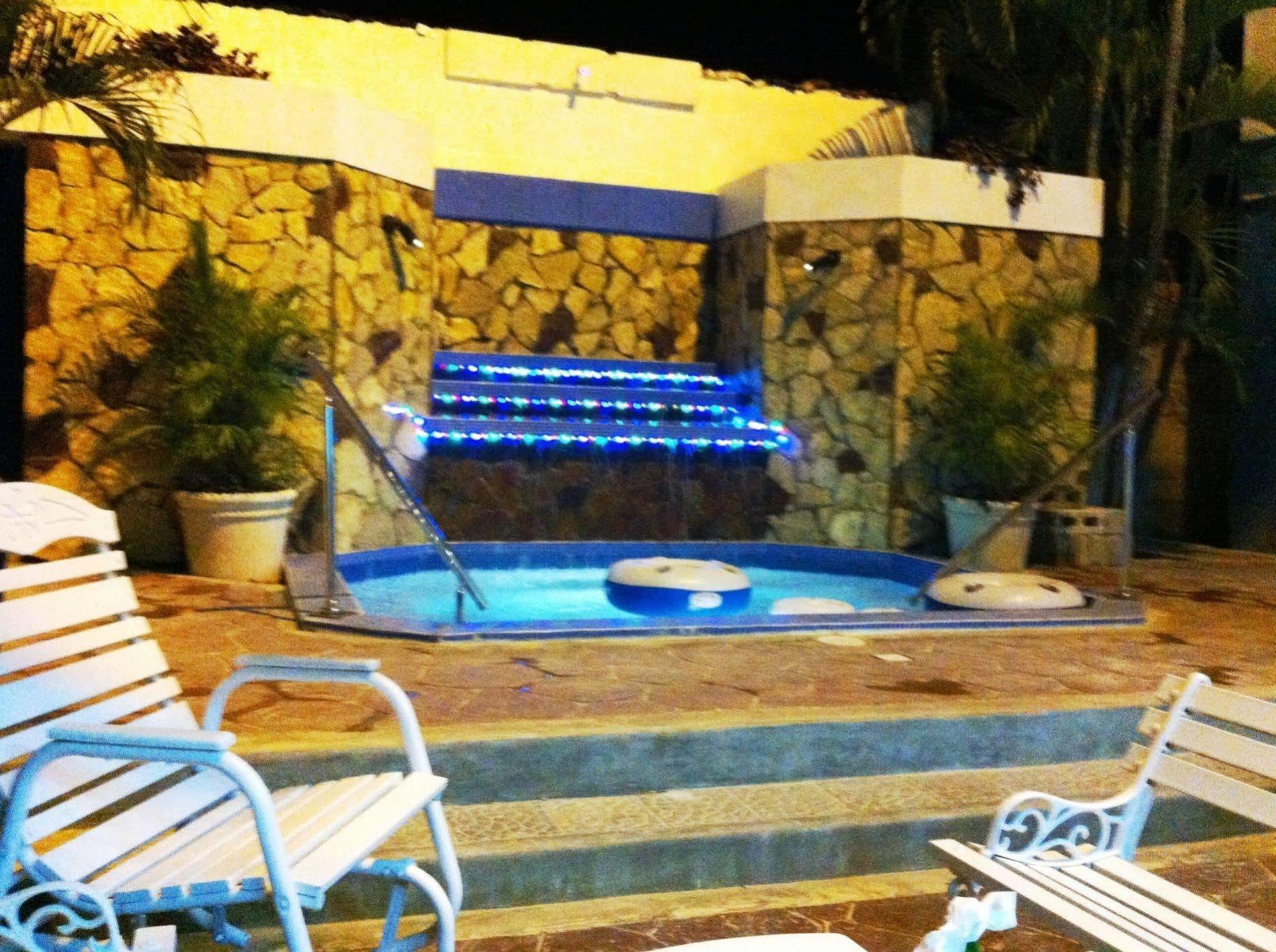 Hotel Caribe Barahona Eksteriør billede